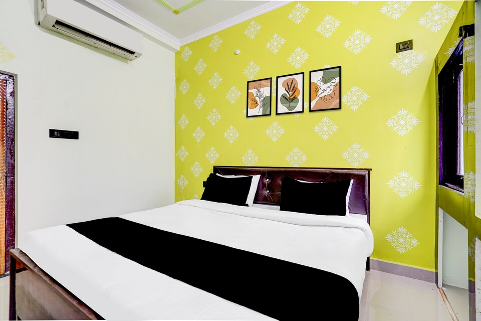 Hotel O Mahadev Palace, Hajipur Patna, Patna