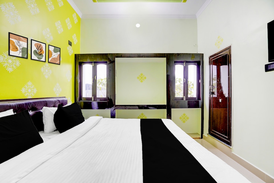 Hotel O Mahadev Palace, Hajipur Patna, Patna