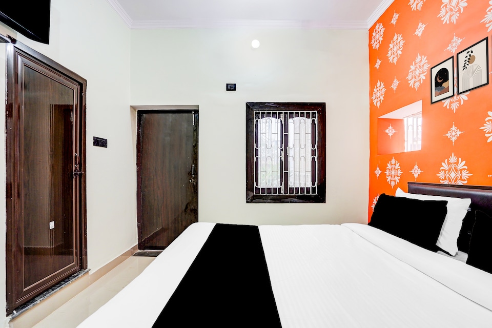Hotel O Mahadev Palace , Hajipur Patna, Patna