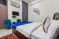  Hotel Moon Light Palace