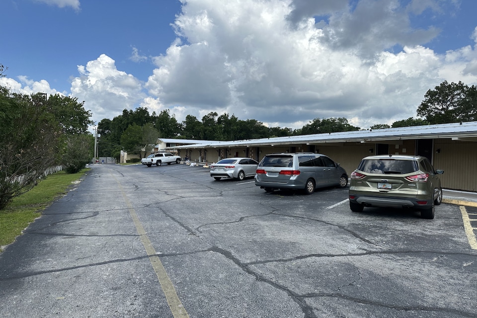 Kampus Inn by Hotel O Gainesville - University Area, C32609, Gainesville FL