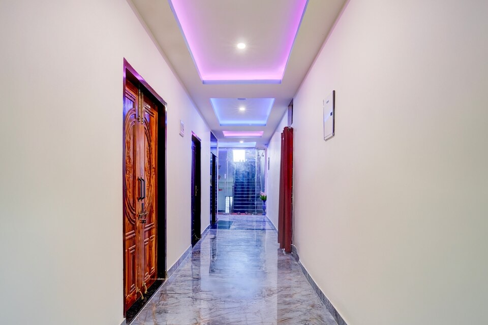 Townhouse Gauhati University Formerly The Silver Stone, ISBT Guwahati, Guwahati