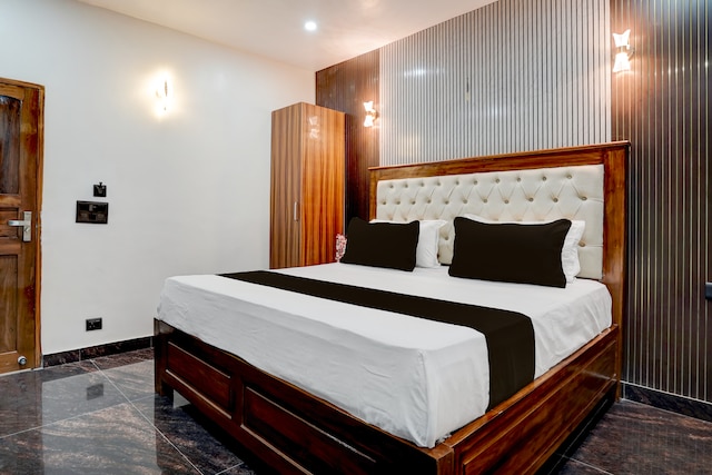 Hotel O Four Season Hotel & Banquet