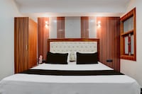 Hotel O Four Season Hotel & Banquet