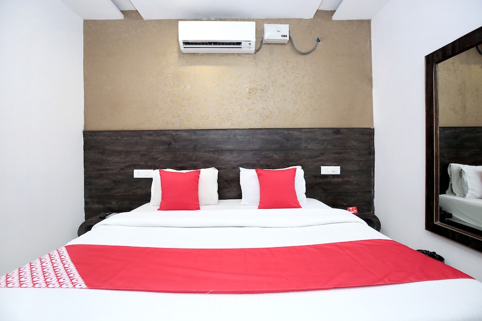 OYO 13431 Hotel Royal Blue, Zirakpur, Zirakpur
