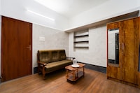 Super Townhouse Coimbatore International Airport Formerly MK Elegance Inn