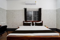 Super Townhouse Coimbatore International Airport Formerly MK Elegance Inn