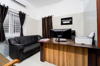 Super Townhouse Coimbatore International Airport Formerly MK Elegance Inn