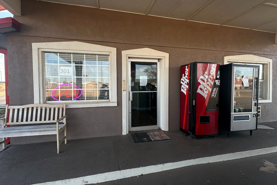 HiWay Inn Express Elk City Route 66, Elk City, OK , Elk City, OK 