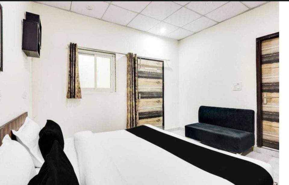 Hotel O Bella Express, Rohini Delhi, Delhi