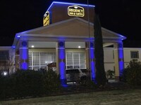 Regency Inn & Suites Houston East I 10