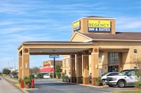 Regency Inn & Suites Houston East I 10