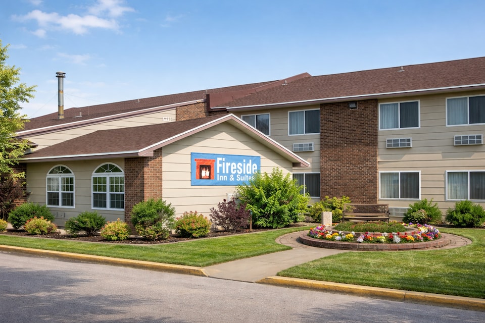 Fireside Inn and Suites, C58301, Devils Lake, ND