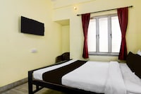 Hotel O Crown Guest House 