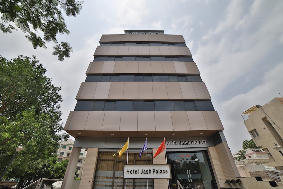 Capital O 2573 Hotel Jash Palace, Jamnagar, Jamnagar