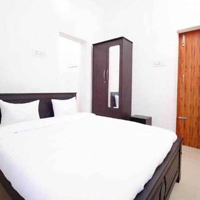 Hotel O Delmon Residency 