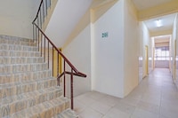 Super Hotel O Moore Market Crossway Chennai