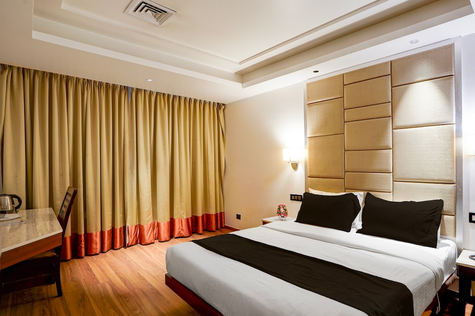 Super Townhouse ORR Marathahalli Formerly Krishna Boutique, Marathahalli Bangalore, Bangalore