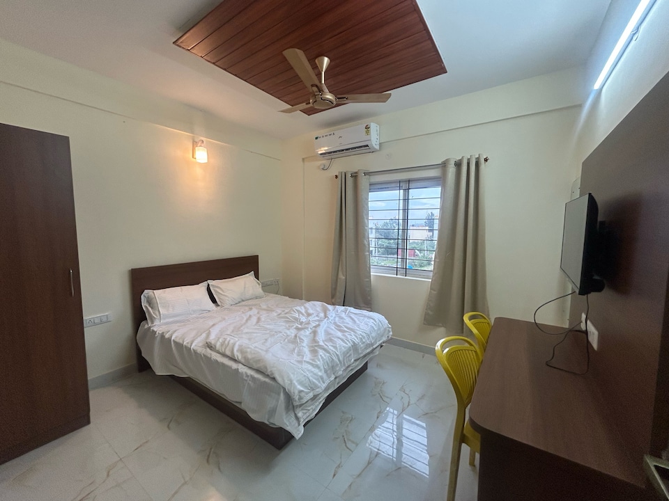 Townhouse HAL Museum Bangalore Formerly Krishna Boutique, Marathahalli Bangalore, Bangalore