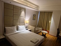 Townhouse HAL Museum Bangalore Formerly Krishna Boutique