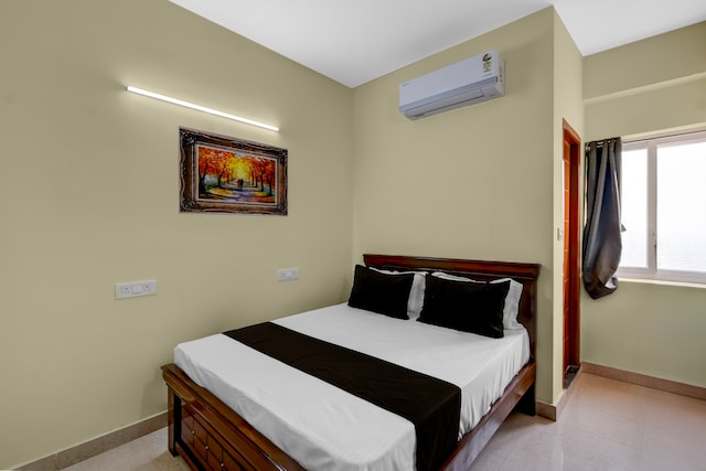 Hotel O KSR Guest Rooms