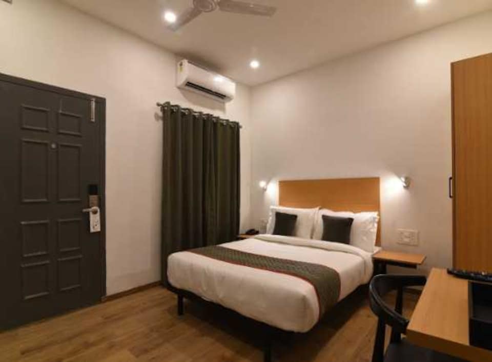 Townhouse Chennai Outer Ring Road Formerly Radha Jayam Residency, Vadapalani Chennai, Chennai