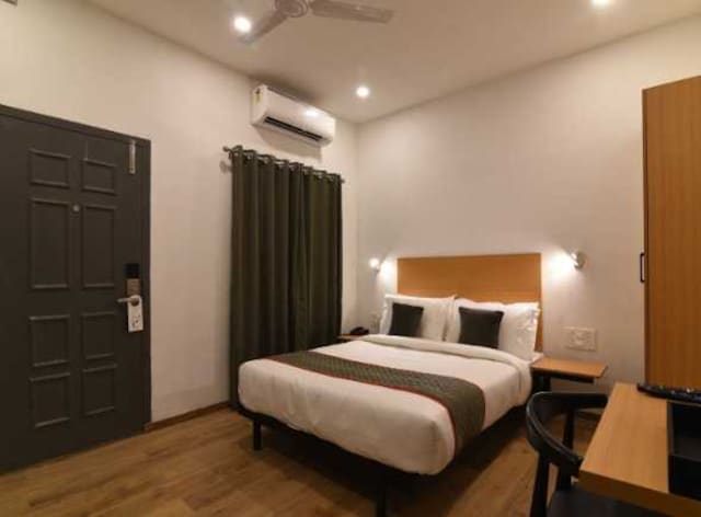 Townhouse Chennai Outer Ring Road Formerly Radha Jayam Residency