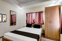 Townhouse Arumbakkam Metro Station Formerly Radha Jayam Residency