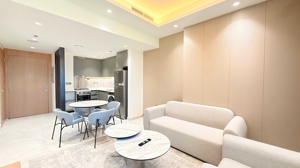 Luxury 3bed Apartment In Downtown With Burj & Fountain View, Jumeirah, Dubai