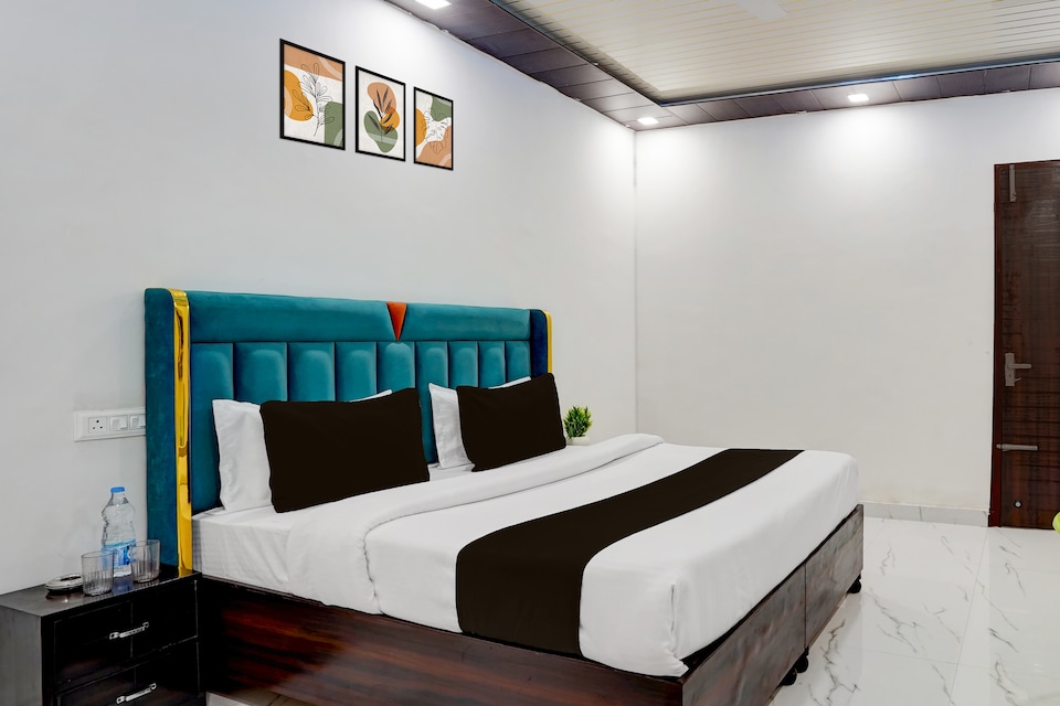 HOTEL O BROTHERS, Zirakpur, Zirakpur