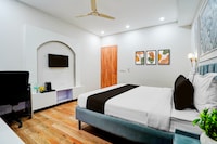  Townhouse Oak Sector 18 Metro Station Formerly Raasha Inn 