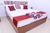 POP 84204B Suriya Oyo Hotel