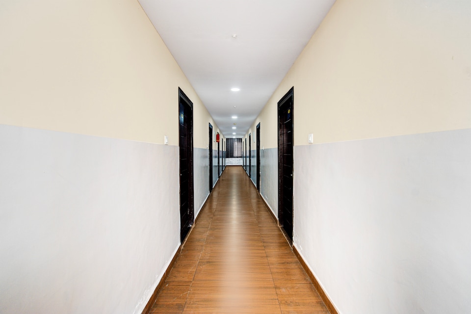 Hotel OAffordable hotels at prime location Sneha Inn, Nizamabad city, Nizamabad