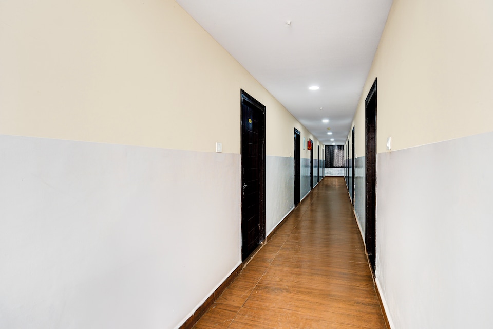 Hotel OAffordable hotels at prime location Sneha Inn, Nizamabad city, Nizamabad