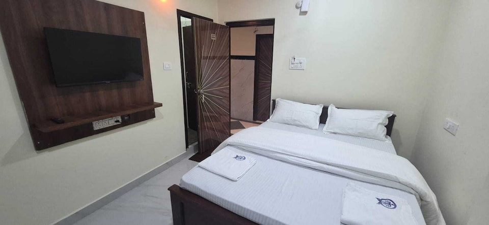 Hotel O Caspian Inn, Kondapur, Hyderabad