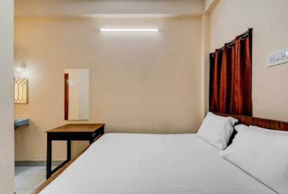 Collection O Gummidipundi Bus Terminal Chennai Formerly Dass Residency, Ponneri Chennai, Chennai