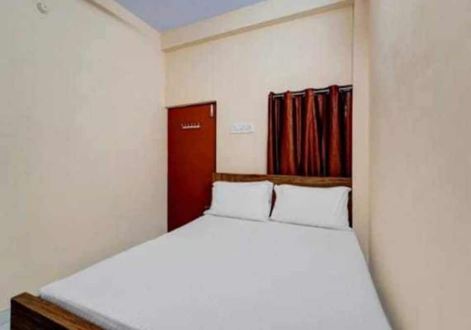 Hotel O Madipakkam Lakeview Chennai Formerly Ganesh Mahal, Madipakkam, Chennai