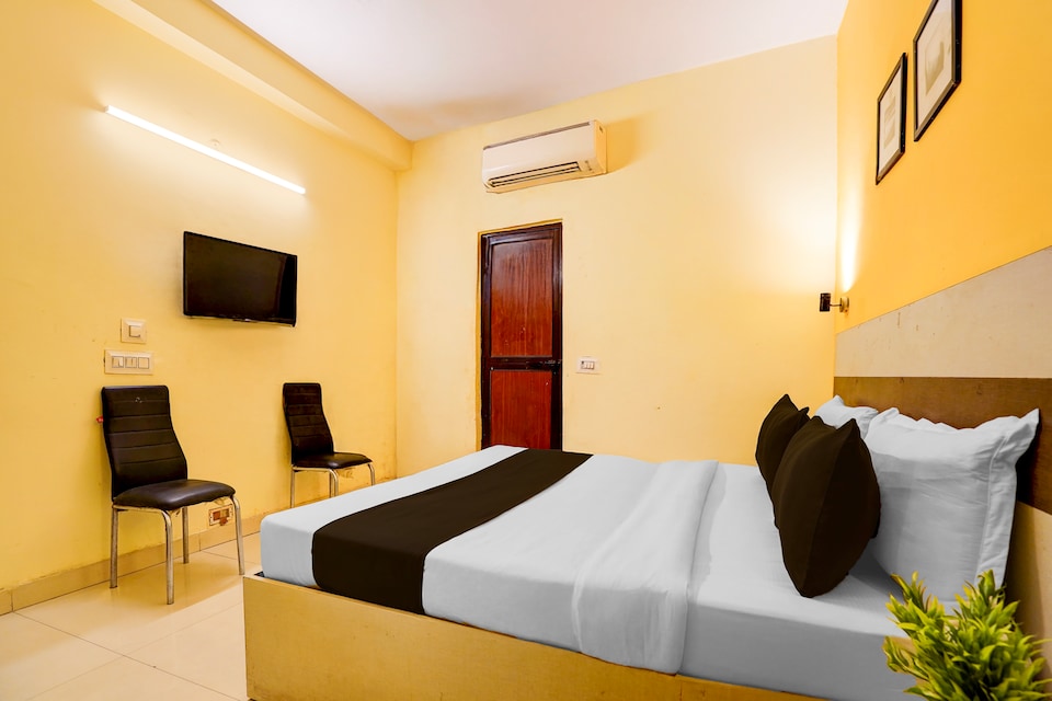 Hotel O Royal Discovery, Okhla Jasola Delhi, Delhi