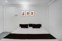 SPOT ON 6100 Luxury Club 