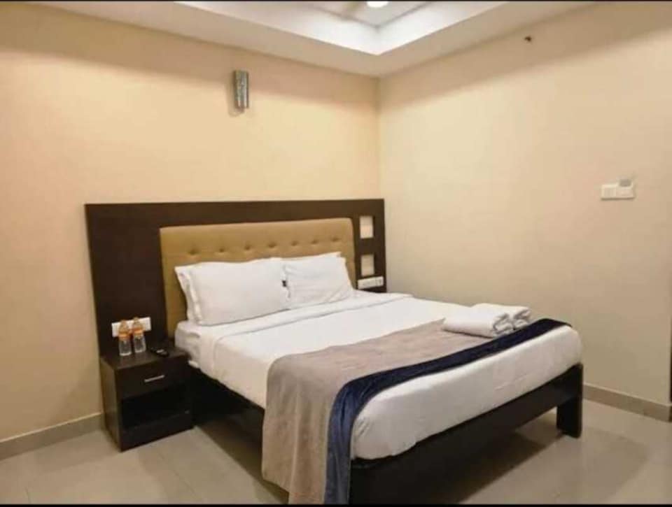 Hotel O GO INN HOTEL, Transit Tirupati, Tirupati