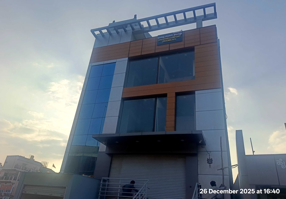 Hotel O Gayathri Comfort, Yehalanka Bangalore, Bangalore
