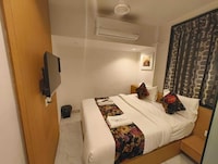 Townhouse Inorbit Mall Mumbai Formerly Stayzi Inn