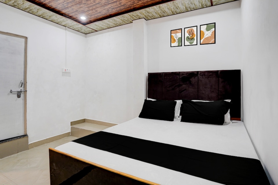 Hotel O Vinayak , Naini, Prayagraj