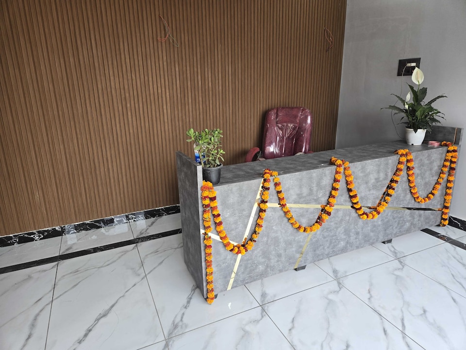 SPOT ON Hotel Diamond Inn, Naini, Prayagraj