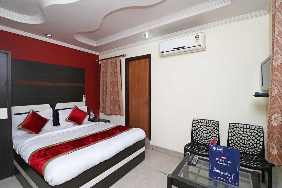 OYO 13474 Punjab Regency, Avas Vikas, Rudrapur