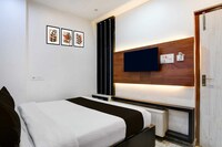 Hotel O Santoshpur Lakeview Formerly Bellavita Guest House