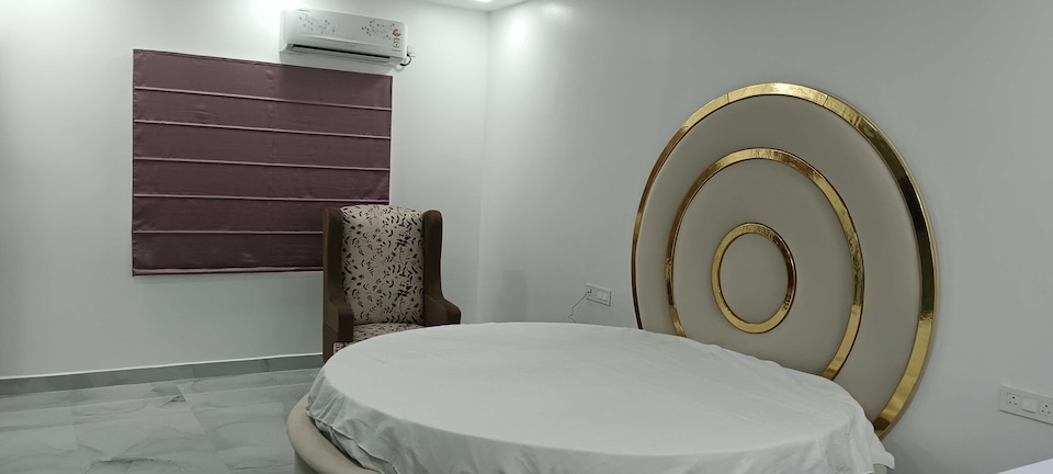 Hotel O Baba Dhaba Restaurant & Hotel , Rambagh Allahabad, Prayagraj