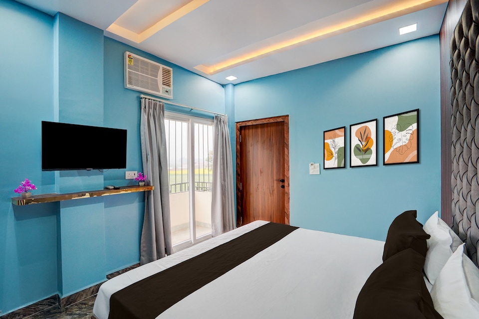 Hotel O Baba Dhaba Restaurant & Hotel , Rambagh Allahabad, Prayagraj