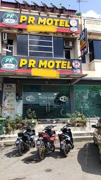 Capital O 91275 Pr Motel