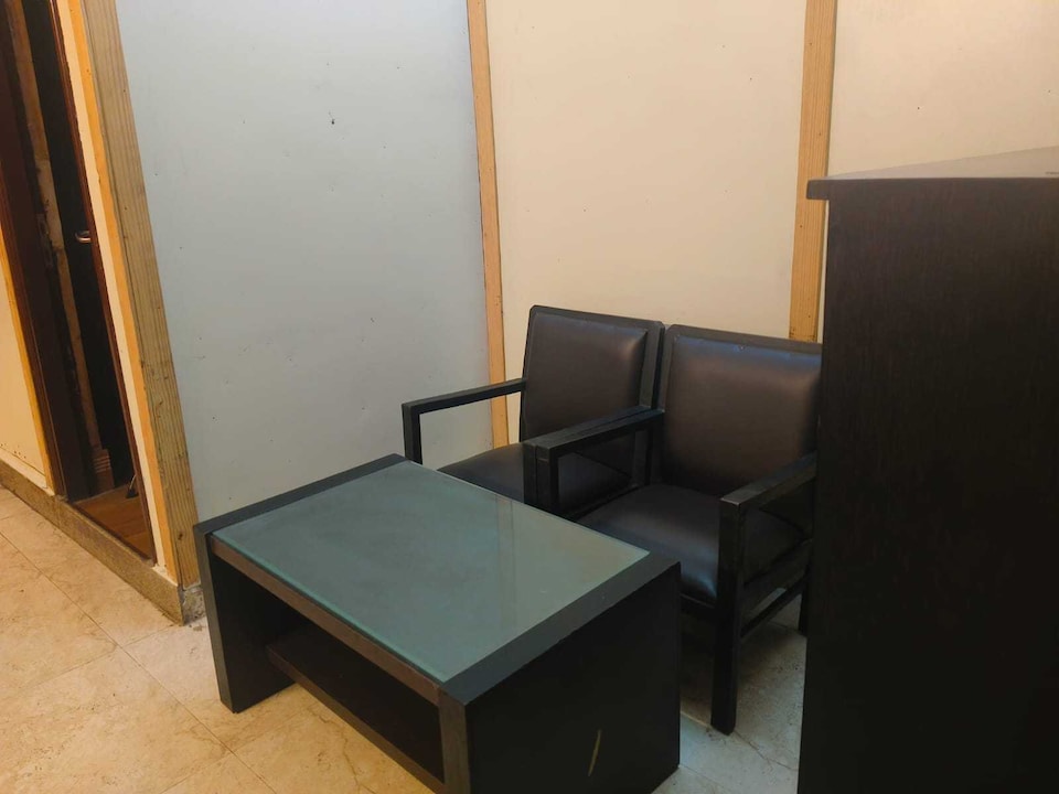 Hotel O Saffron Castle, Barlowganj, Mussoorie